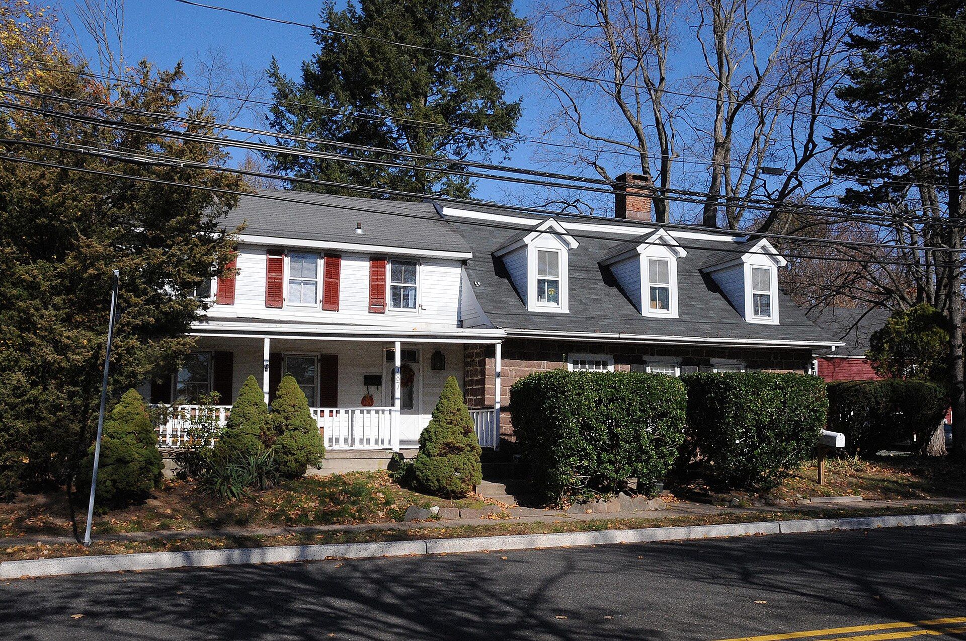 Classic colonial home on tree-lined street in Ridgewood NJ